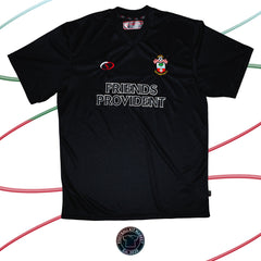 Genuine SOUTHAMPTON Training Shirt (2001-2003) - SOUTHAMPTON LICENSED SPORTSWEAR (L) - Product Image from Football Kit Market